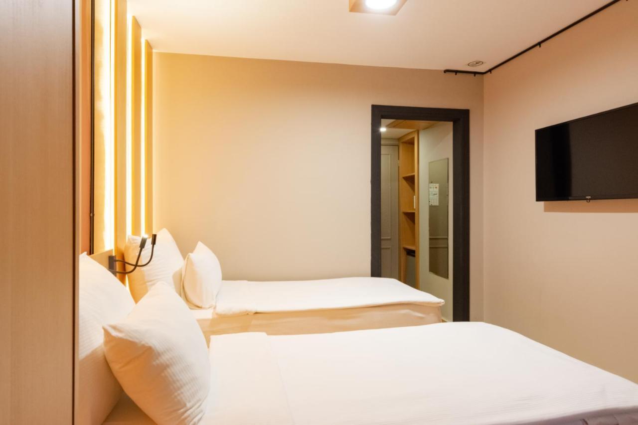 Antik Hotel Provincia di Istanbul Esterno foto
